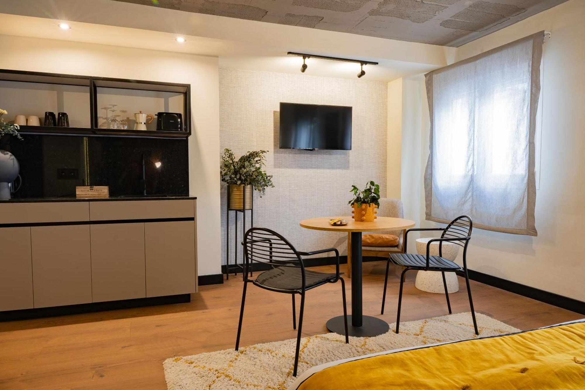 Bubu By Charming Apartment *